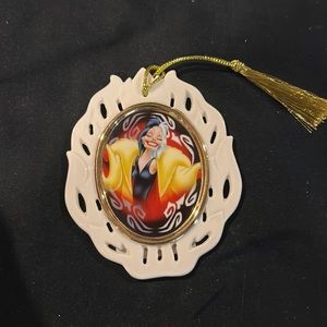 Lenox Disney Villain Ornament Cruella De Vil